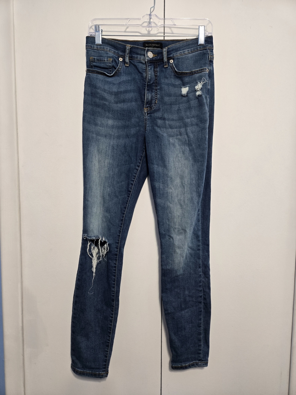 Banana Republic High Rise Skinny Jeans Distressed Blue Denim Size 28/6‎